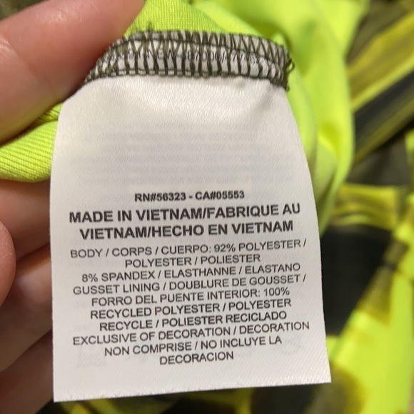 Nike Dri Fit drawstring waist running Capri - Picture 10 of 12